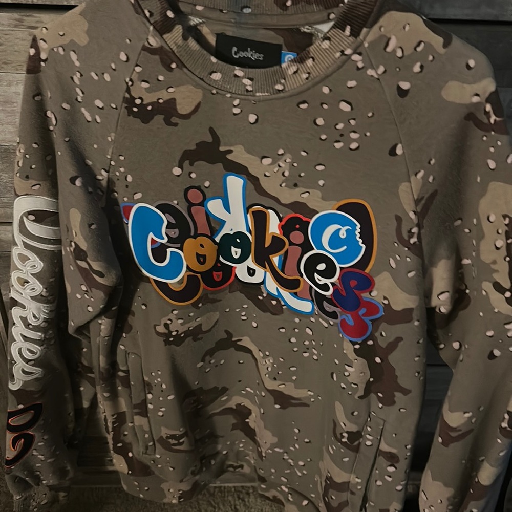 cookies camo crewneck